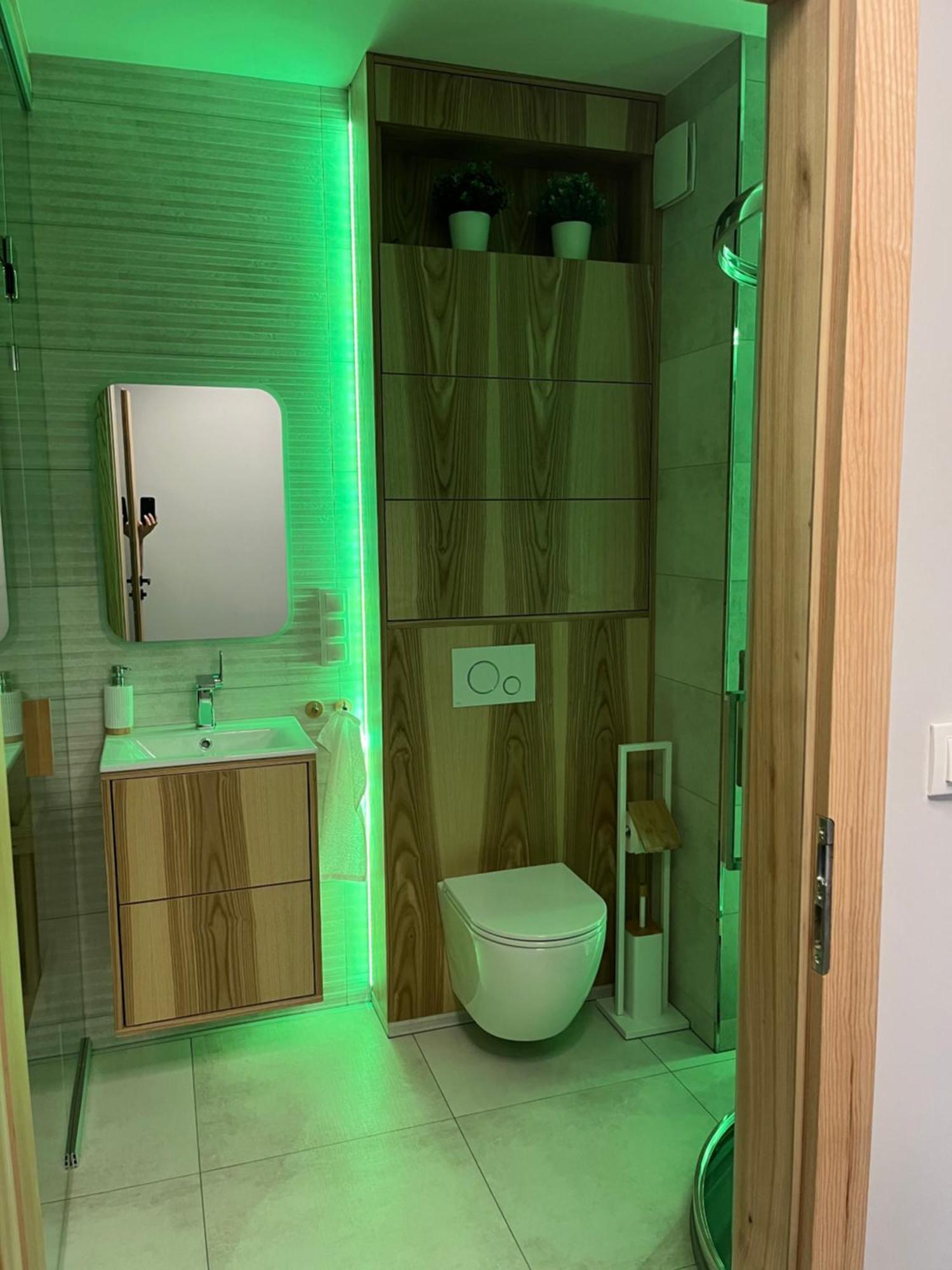 ורוצלב Jesionowe Apartamenty Nad Odra, Stare Miasto, Sauna W Jednym, Klimatyzacja , Garaz Podziemny 0 Zl, Odra River , Old Town, New Building, Air Conditioning, Sauna-One, Underground Garage Free מראה חיצוני תמונה