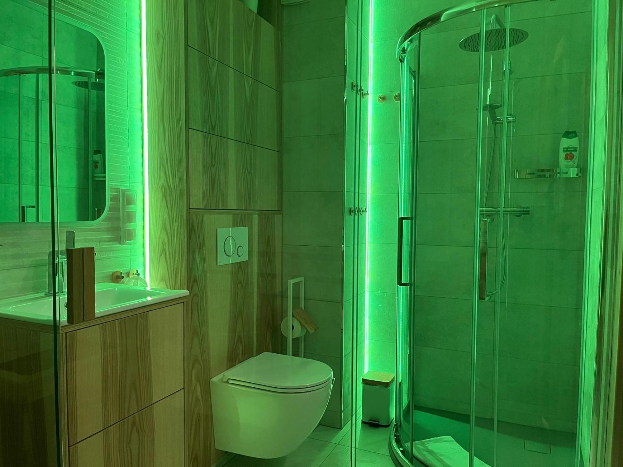 ורוצלב Jesionowe Apartamenty Nad Odra, Stare Miasto, Sauna W Jednym, Klimatyzacja , Garaz Podziemny 0 Zl, Odra River , Old Town, New Building, Air Conditioning, Sauna-One, Underground Garage Free מראה חיצוני תמונה