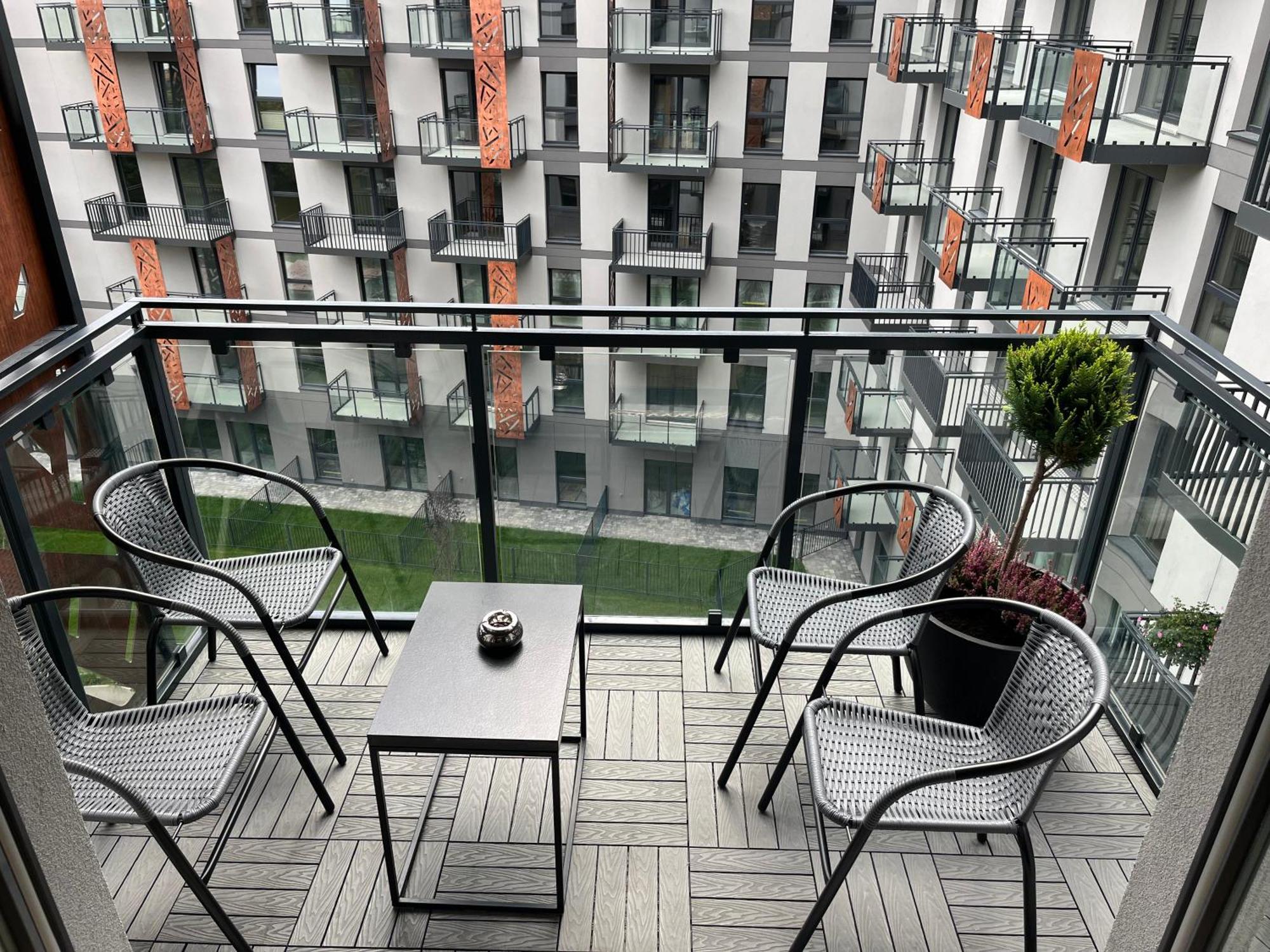 ורוצלב Jesionowe Apartamenty Nad Odra, Stare Miasto, Sauna W Jednym, Klimatyzacja , Garaz Podziemny 0 Zl, Odra River , Old Town, New Building, Air Conditioning, Sauna-One, Underground Garage Free מראה חיצוני תמונה