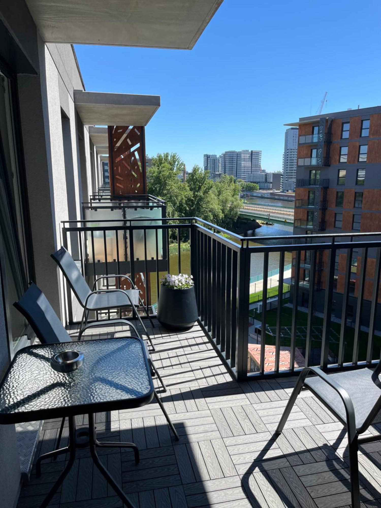 ורוצלב Jesionowe Apartamenty Nad Odra, Stare Miasto, Sauna W Jednym, Klimatyzacja , Garaz Podziemny 0 Zl, Odra River , Old Town, New Building, Air Conditioning, Sauna-One, Underground Garage Free מראה חיצוני תמונה